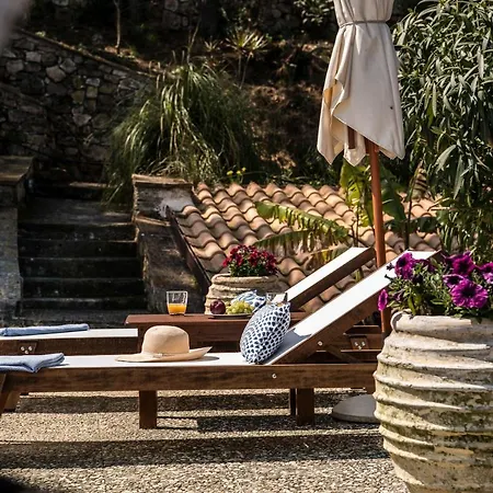 Azzuro House - On The & Private Pool, By Zantewize Βίλα